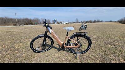  AVENTON LEVEL 3 STEP THRU