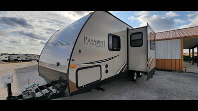 2014 KEYSTONE PASSPORT 2250RB   - Photo 5 - Aurora, MO 65605