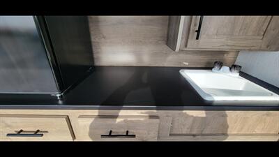 2022 HEARTLAND PIONEER DS320   - Photo 49 - Aurora, MO 65605