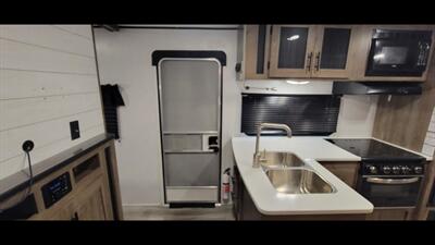 2022 HEARTLAND PIONEER DS320   - Photo 13 - Aurora, MO 65605