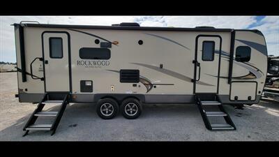 2019 Rockwood Ultra lite 2604ws
