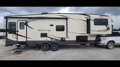 2017 KEYSTONE SPRINTER 269 FWRLS