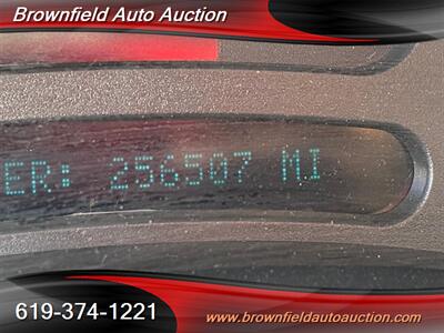 2004 Chevrolet Suburban 1500   - Photo 7 - San Diego, CA 92154
