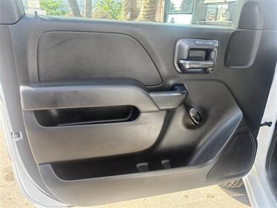 2018 Chevrolet Comm 3500 LS UTILITY 6.6L DURAMAX W/ALLISON TRANS,  LADDER RACK! - Photo 15 - Santa Ana, CA 92703