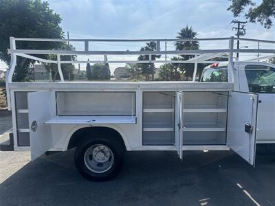 2018 Chevrolet Comm 3500 LS UTILITY 6.6L DURAMAX W/ALLISON TRANS,  LADDER RACK! - Photo 6 - Santa Ana, CA 92703