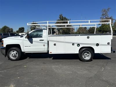 2018 Chevrolet Comm 3500 LS UTILITY 6.6L DURAMAX W/ALLISON TRANS,  LADDER RACK! - Photo 4 - Santa Ana, CA 92703