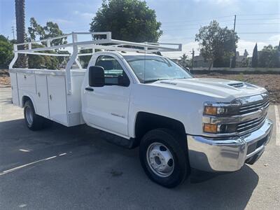 2018 Chevrolet Comm 3500 LS UTILITY 6.6L DURAMAX W/ALLISON TRANS,  LADDER RACK! - Photo 2 - Santa Ana, CA 92703