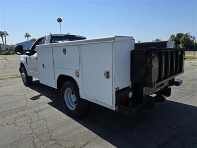 2019 Ford F350 XT Utility 6.2L Gas,1600LB Tommy power  lift gate! - Photo 24 - Santa Ana, CA 92703