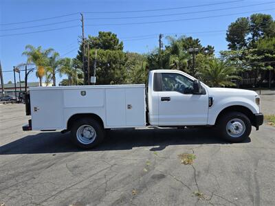 2019 Ford F350 XT Utility 6.2L Gas,1600LB Tommy power  lift gate! - Photo 2 - Santa Ana, CA 92703