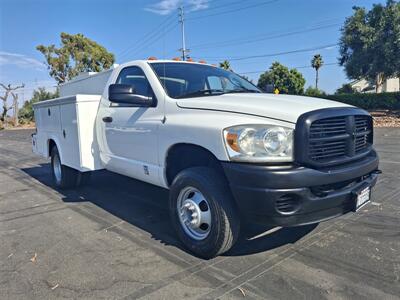 2009 Dodge Ram 3500 SLT  Jumbo Enclosed Royal bed! - Photo 2 - Santa Ana, CA 92703