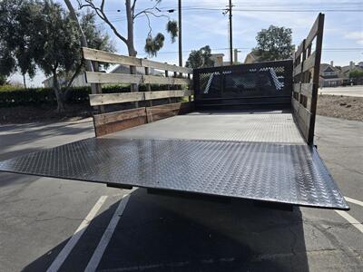 2019 Ford F-550 XLT STAKEBED 6.7L DIESEL,4X4,POWER  LIFT GATE! - Photo 33 - Santa Ana, CA 92703