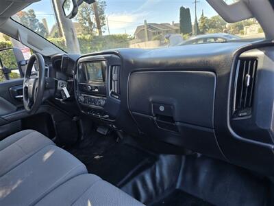 2017 Chevrolet Comm 2500 2500HD Utility 6.0L Gas, 8ft Royal bed! - Photo 15 - Santa Ana, CA 92703