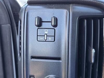 2017 Chevrolet Comm 2500 2500HD Utility 6.0L Gas, 8ft Royal bed! - Photo 14 - Santa Ana, CA 92703