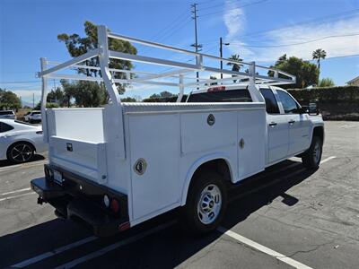 2017 Chevrolet Comm 2500 2500HD Utility 6.0L Gas, 8ft Royal bed! - Photo 3 - Santa Ana, CA 92703