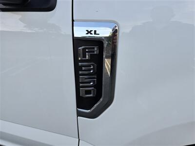 2019 Ford Commercial F-350 Super Duty XL Utility 6.2L Flex Fu,Knapheide bed,newer tires, Ladder rack! - Photo 20 - Santa Ana, CA 92703