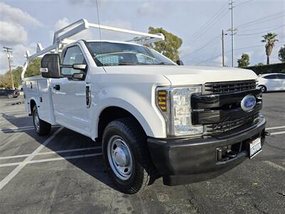 2019 Ford Commercial F-350 Super Duty XL Utility 6.2L Flex Fu,Knapheide bed,newer tires, Ladder rack! - Photo 5 - Santa Ana, CA 92703