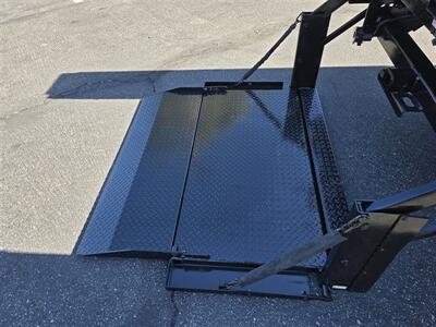 2021 Chevrolet Comm 2500 LS Utility 6.6L gas,1600lb Power lift gate! - Photo 13 - Santa Ana, CA 92703