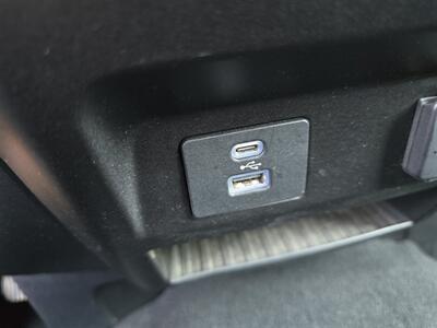 2021 Ford Commercial F-550 Super Duty XL UTILITY SVC 6.7L DIESEL,4-WHEEL DRIVE, 12FT ROYAL BED,LADDER RACK! - Photo 26 - Santa Ana, CA 92703