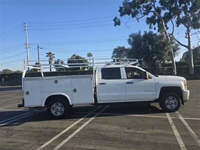 2016 Chevrolet Comm SILVERADO 2500HD UTILITY 6.6L DURAMAX, 8FT ROYAL BED,LADDER RACK! - Photo 4 - Santa Ana, CA 92703