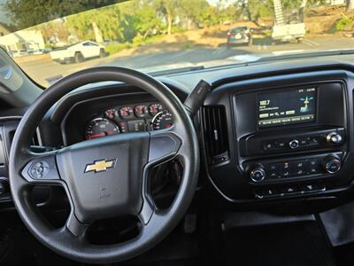 2016 Chevrolet Comm SILVERADO 2500HD UTILITY 6.6L DURAMAX, 8FT ROYAL BED,LADDER RACK! - Photo 20 - Santa Ana, CA 92703