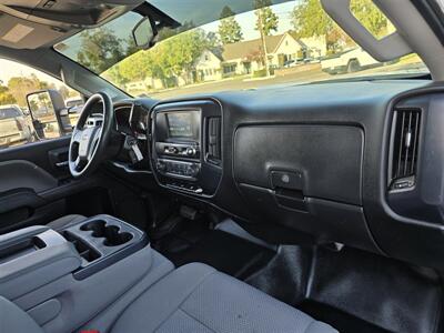 2016 Chevrolet Comm SILVERADO 2500HD UTILITY 6.6L DURAMAX, 8FT ROYAL BED,LADDER RACK! - Photo 22 - Santa Ana, CA 92703