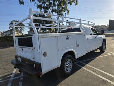 2016 Chevrolet Comm SILVERADO 2500HD UTILITY 6.6L DURAMAX, 8FT ROYAL BED,LADDER RACK! - Photo 5 - Santa Ana, CA 92703