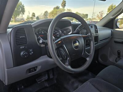 2011 Chevrolet 3500 LS Utility 6.0L Gas,11ft Royal bed!   - Photo 15 - Santa Ana, CA 92703