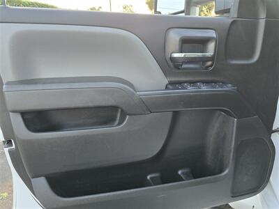 2019 Chevrolet Silverado 5500HD UTILITY SVC TRUCK,6.6L DRAMAX,6 NEW TIRES,12FT HARBOR BED! - Photo 18 - Santa Ana, CA 92703