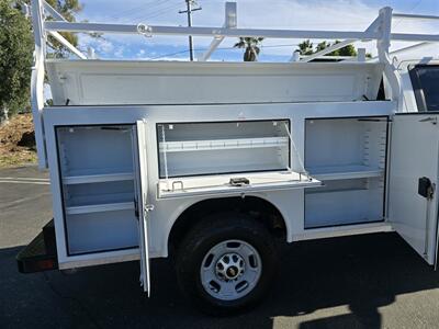 2021 Chevrolet Silverado 2500 HD Utility 6.6L Gas,ladder rack! - Photo 4 - Santa Ana, CA 92703