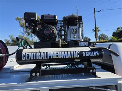 2018 Chevrolet Comm 2500 work truck,Utility,6.0L Gas,Air Compressor,  Power inverter,pull out bed tray! - Photo 2 - Santa Ana, CA 92703