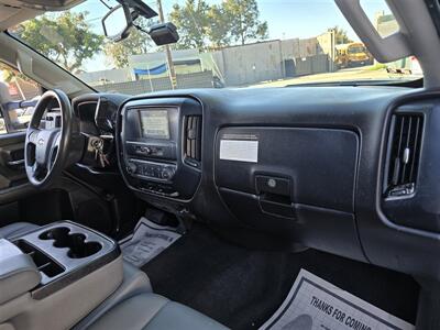 2018 Chevrolet Comm 2500 work truck,Utility,6.0L Gas,Air Compressor,  Power inverter,pull out bed tray! - Photo 23 - Santa Ana, CA 92703
