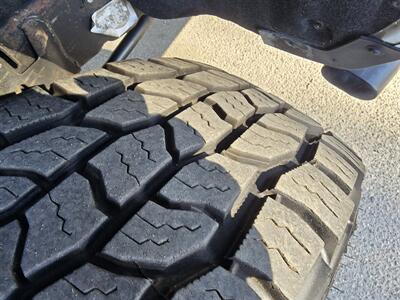 2018 Chevrolet Comm 2500 work truck,Utility,6.0L Gas,Air Compressor,  Power inverter,pull out bed tray! - Photo 18 - Santa Ana, CA 92703