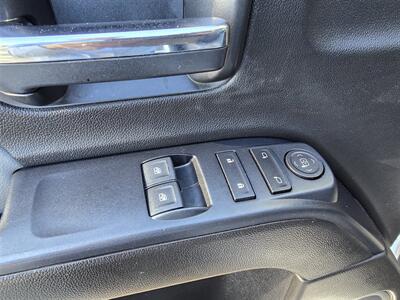 2018 Chevrolet Comm 2500 work truck,Utility,6.0L Gas,Air Compressor,  Power inverter,pull out bed tray! - Photo 21 - Santa Ana, CA 92703