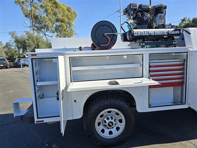2018 Chevrolet Comm 2500 work truck,Utility,6.0L Gas,Air Compressor,  Power inverter,pull out bed tray! - Photo 6 - Santa Ana, CA 92703