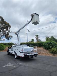 2012 Ford F550 Super Duty Regular Cab & Chassis bucket   - Photo 19 - Santa Ana, CA 92703