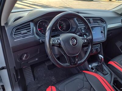2018 Volkswagen Tiguan 2.0T SEL  MOON ROOF! - Photo 12 - Santa Ana, CA 92703