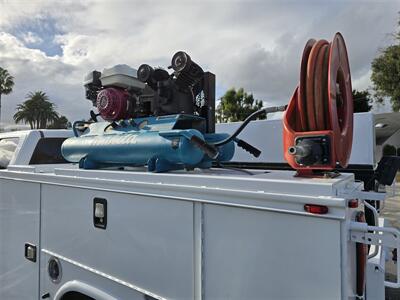 2019 Chevrolet Silverado 2500HD Work Truck   - Photo 2 - Santa Ana, CA 92703
