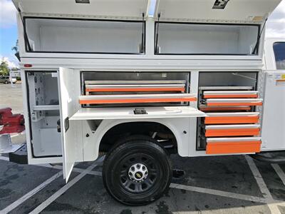 2019 Chevrolet Silverado 2500HD Work Truck   - Photo 4 - Santa Ana, CA 92703