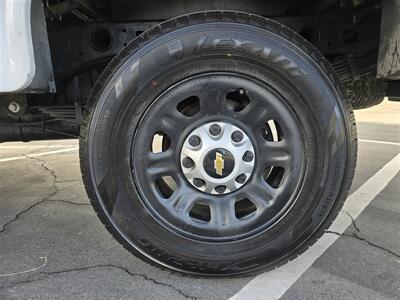 2019 Chevrolet Silverado 2500HD Work Truck   - Photo 18 - Santa Ana, CA 92703