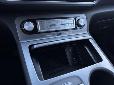 2023 Hyundai KONA Electric SEL   - Photo 14 - Stanton, CA 90680