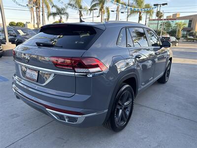 2021 Volkswagen Atlas Cross Sport V6 SE R-Line   - Photo 4 - Stanton, CA 90680