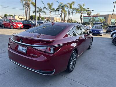 2019 Lexus ES   - Photo 4 - Stanton, CA 90680