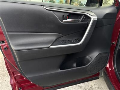 2021 Toyota RAV4 XLE Premium   - Photo 8 - Stanton, CA 90680