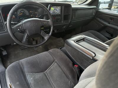 2005 Chevrolet Silverado 2500 LS   - Photo 9 - Stanton, CA 90680