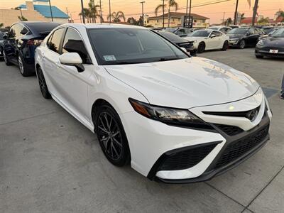2023 Toyota Camry SE   - Photo 3 - Stanton, CA 90680