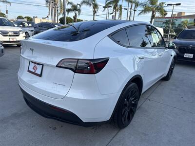 2022 Tesla Model Y Long Range   - Photo 4 - Stanton, CA 90680