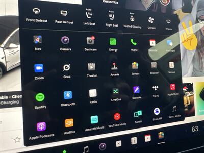 2022 Tesla Model Y Long Range   - Photo 18 - Stanton, CA 90680