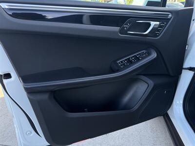 2017 Porsche Macan S   - Photo 7 - Stanton, CA 90680