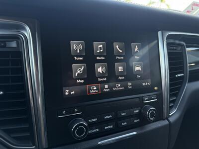 2017 Porsche Macan S   - Photo 13 - Stanton, CA 90680