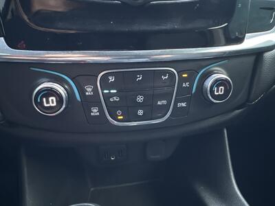 2020 Chevrolet Traverse LT Cloth   - Photo 15 - Stanton, CA 90680
